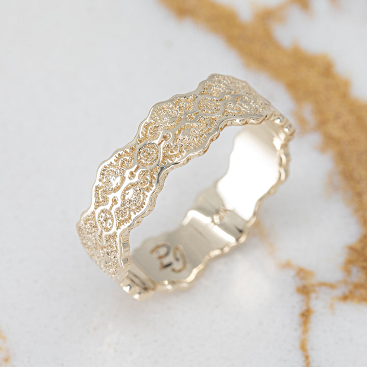 Lorelei Lace Wedding Ring