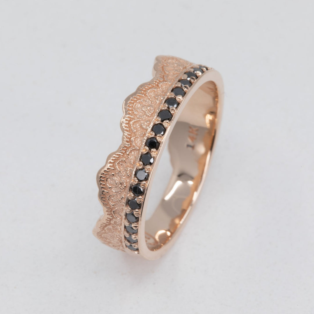 Maeve Lace Crown Wedding Ring with Black Diamonds