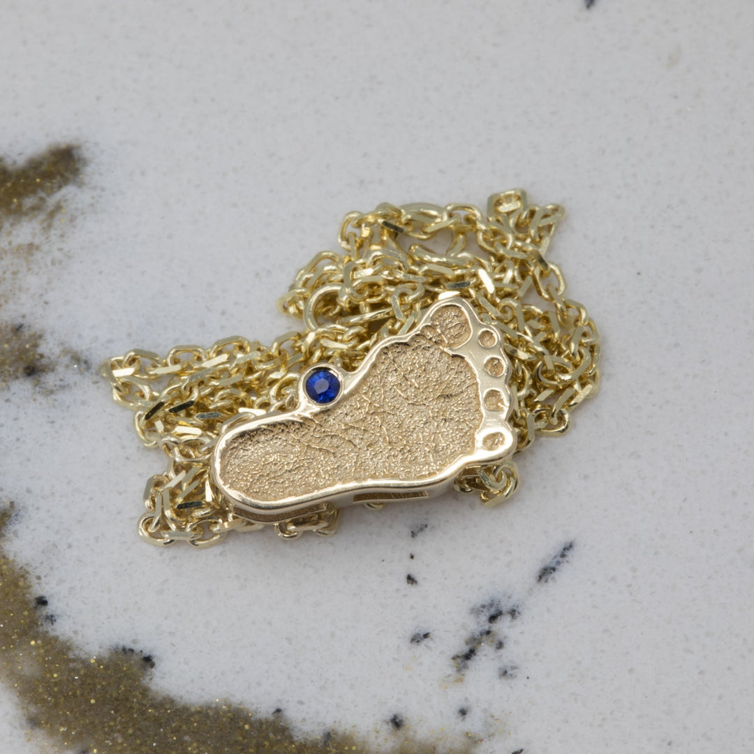 Custom Baby Footprint Pendant in Gold: Unique Keepsake