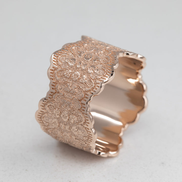 Kaia Lace Wedding Ring