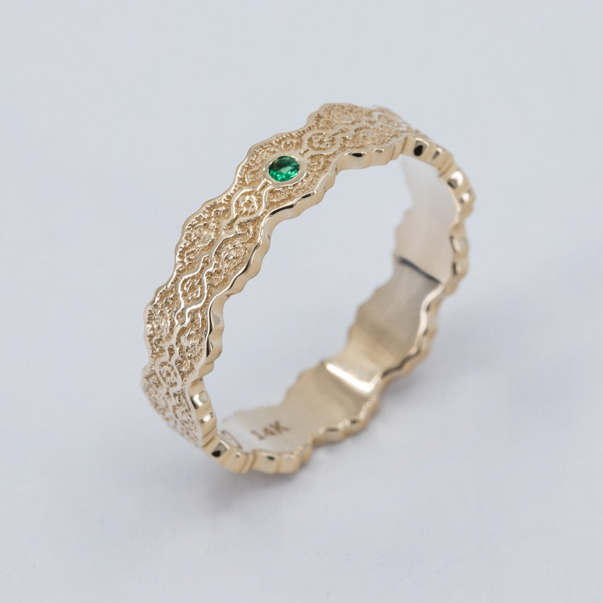Aria Lace Wedding Ring with a Single Emerald in 14k Yellow Gold – view 2