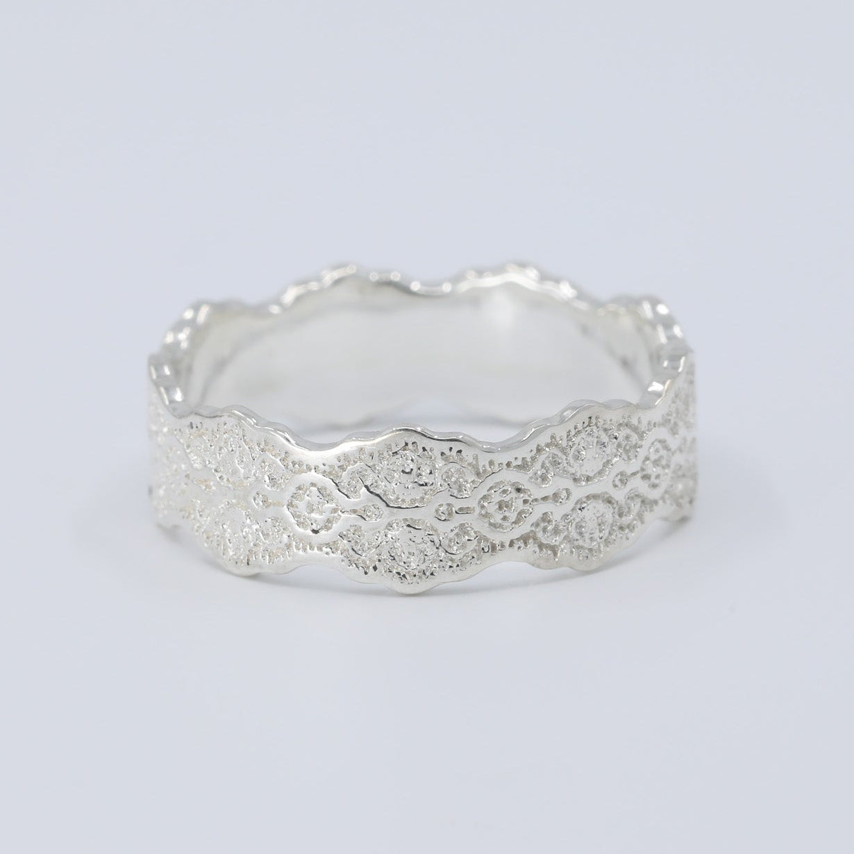 Lorelei Lace Wedding Ring in Silver