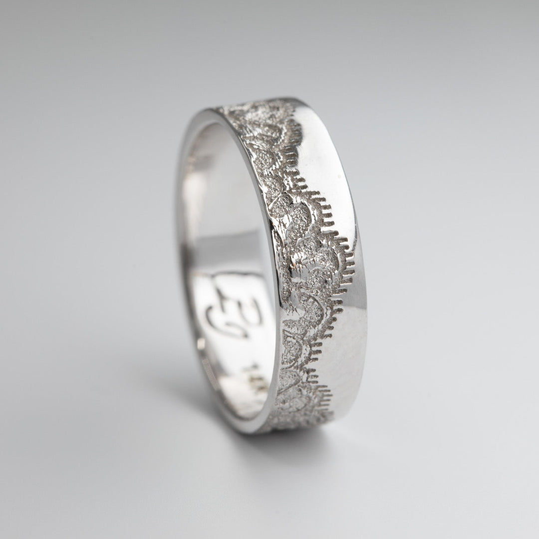 Esti Lace Classic Wedding Ring in 14K White Gold - Size 5.25