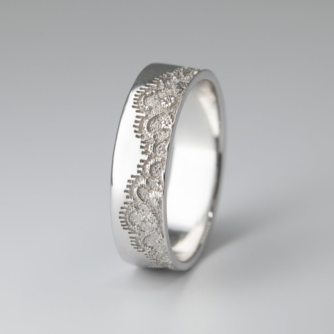 Esti Lace Classic Wedding Ring in 14K White Gold - Size 5.25