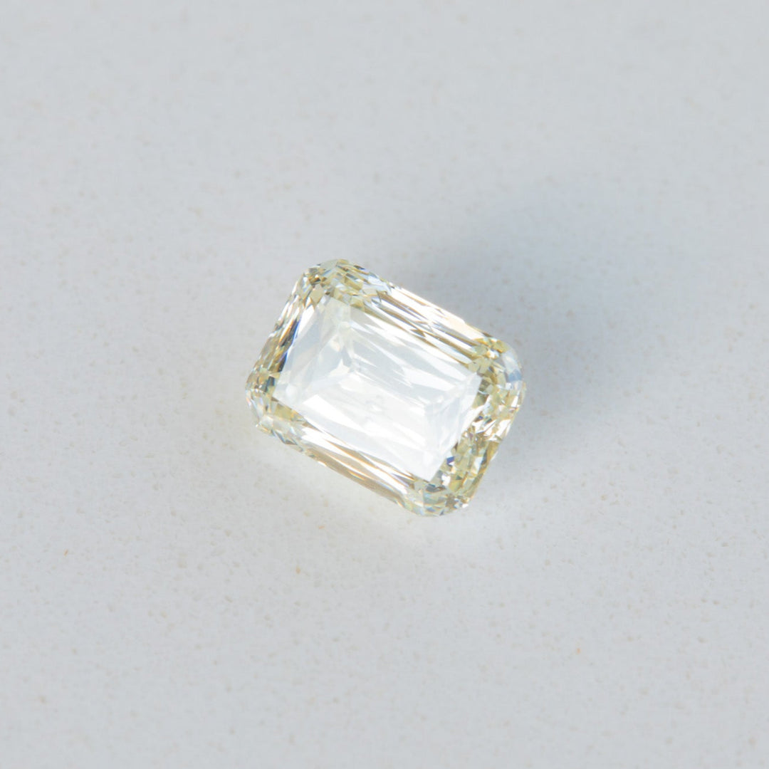 1.03ct Scissor Cut Rectangular Light Yellow Diamond with GIA Certificate SI1