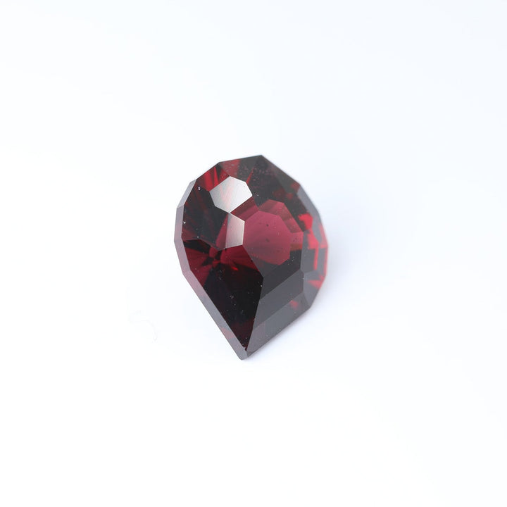 5.65ct Precision Cut Malawi Garnet