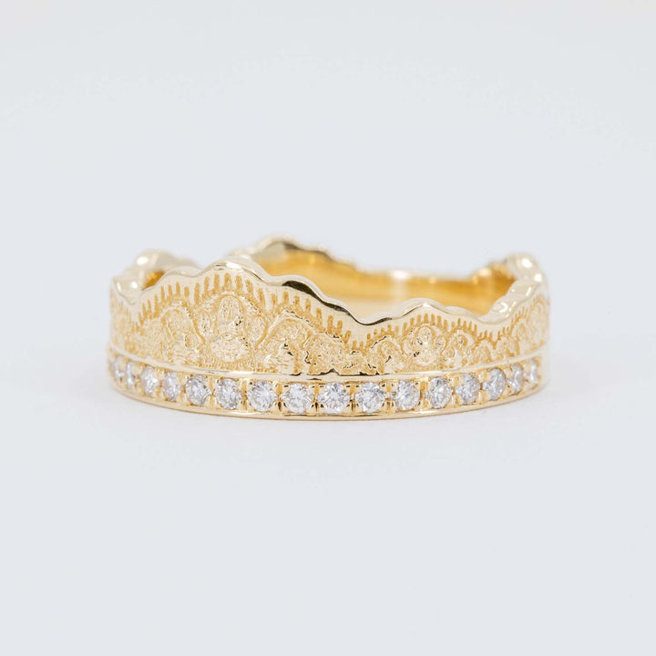 Aarti Lace Crown Wedding Ring with Diamonds