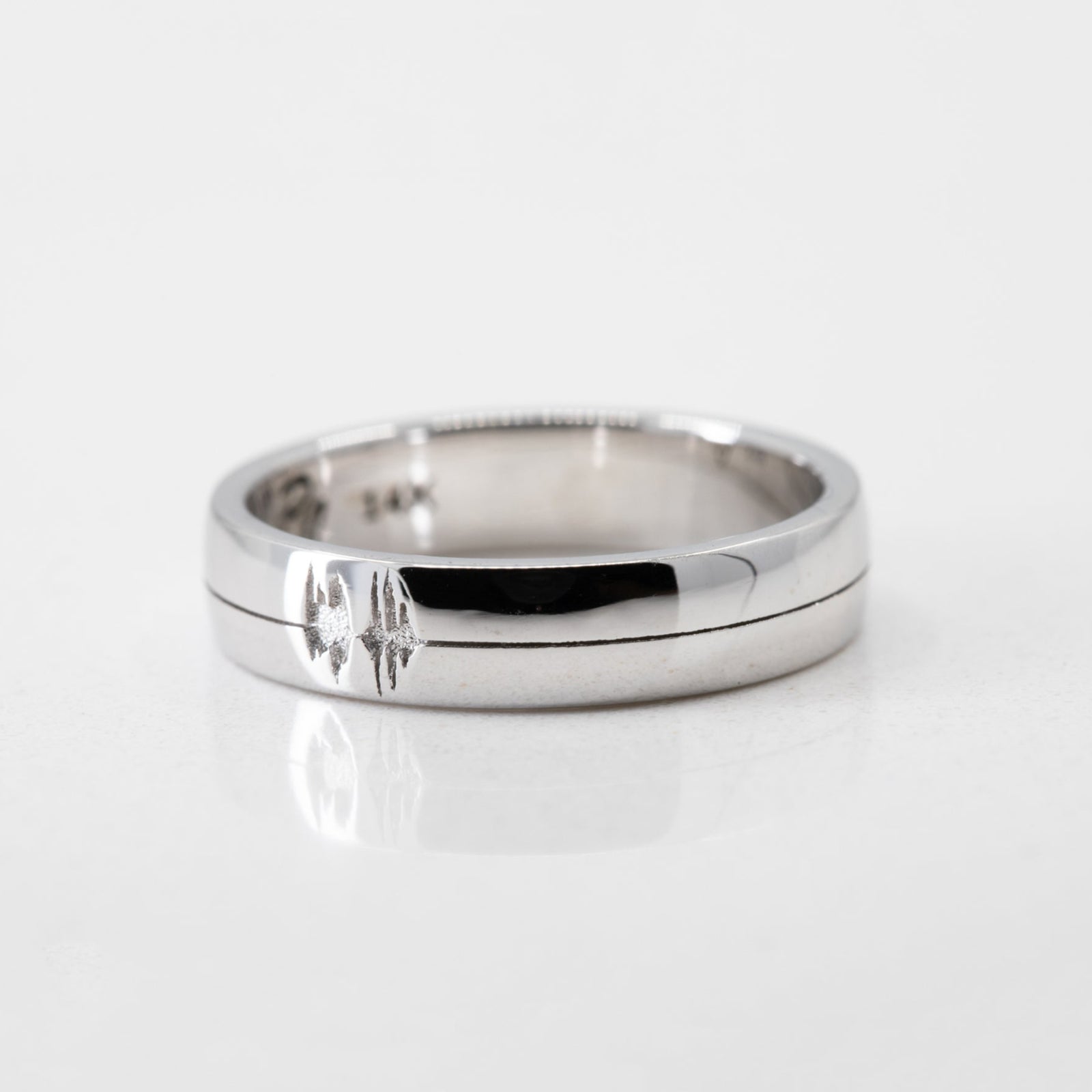 Personalized Sound Wave Wedding Band 4mm in 14K Yellow Gold – view 2