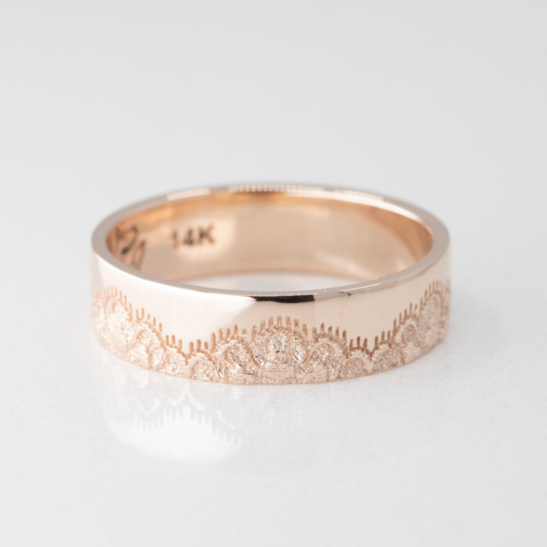 Esti Lace Classic Wedding Ring