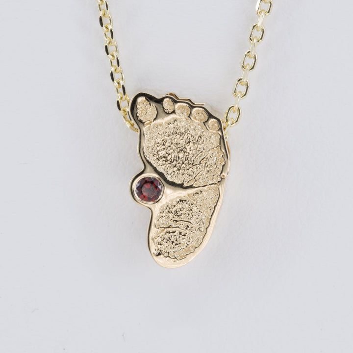 Custom Baby Footprint Pendant in Gold: Unique Keepsake