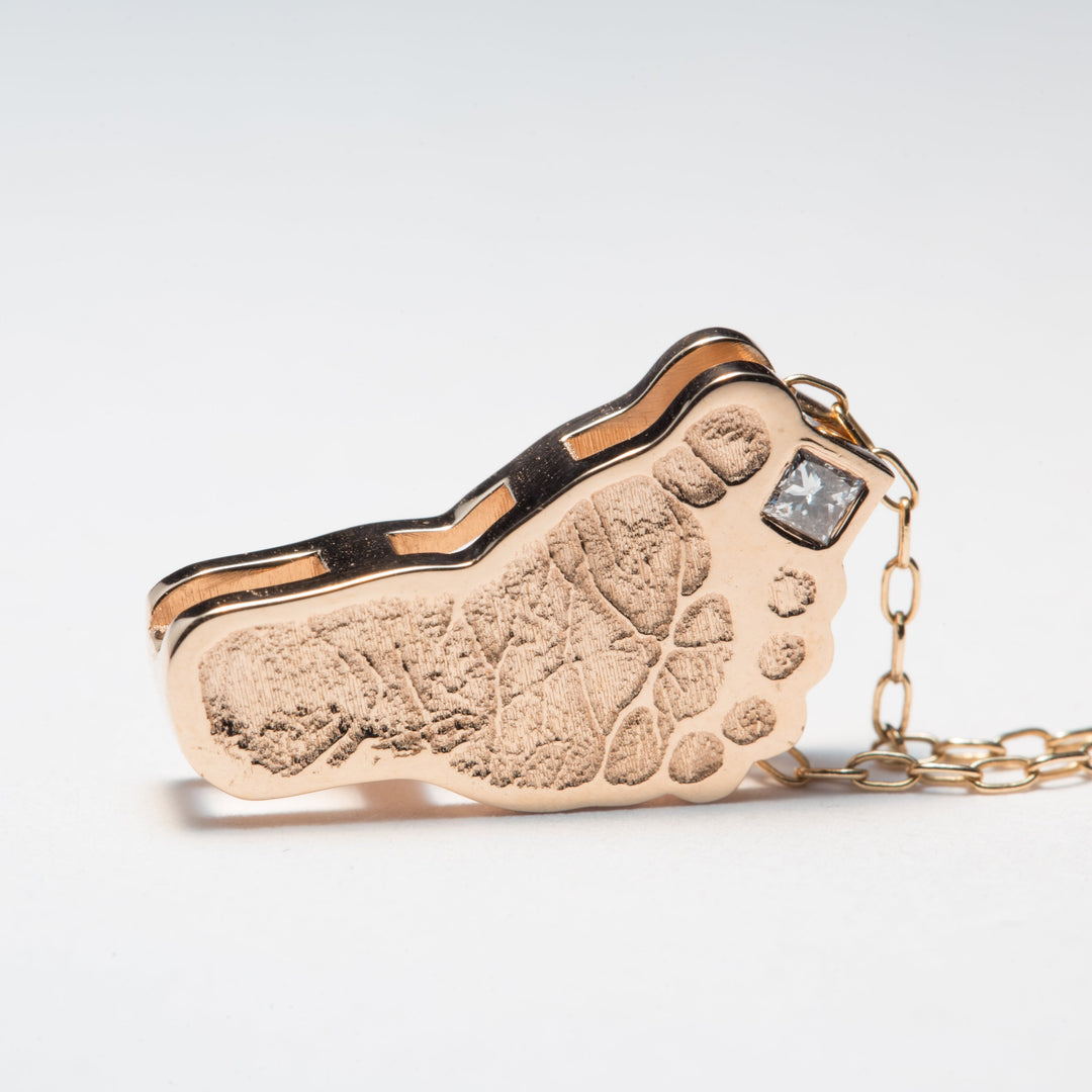 Custom Baby Footprint Pendant in Gold: Unique Keepsake
