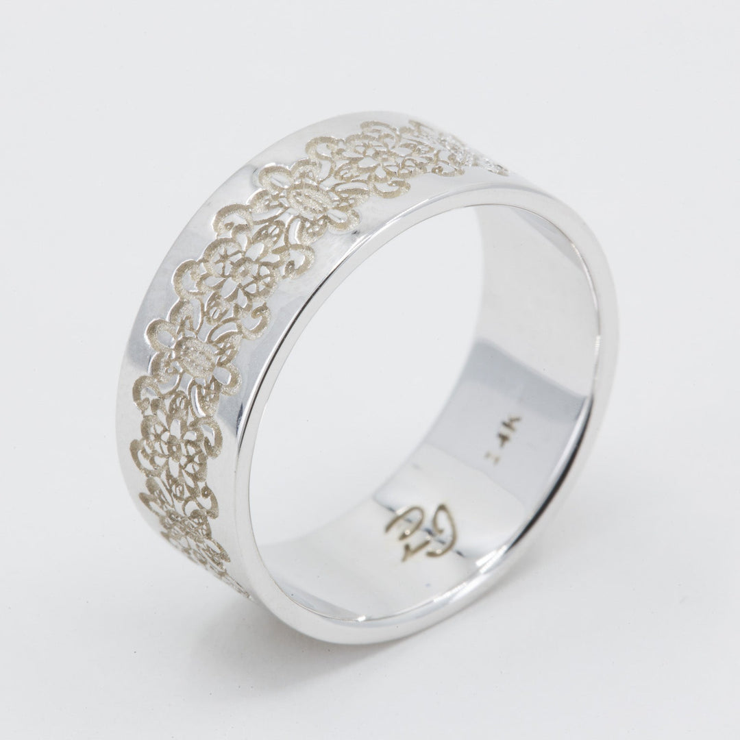 Mika Lace Classic Wedding Ring