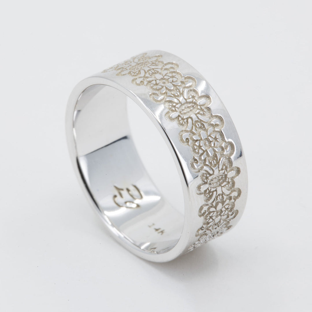 Mika Lace Classic Wedding Ring