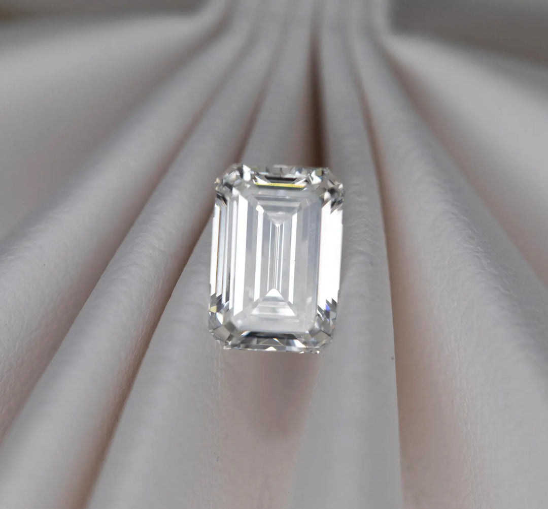 1.77ct Emerald Cut Lab Grown Diamond with IGI Certificate G VS1