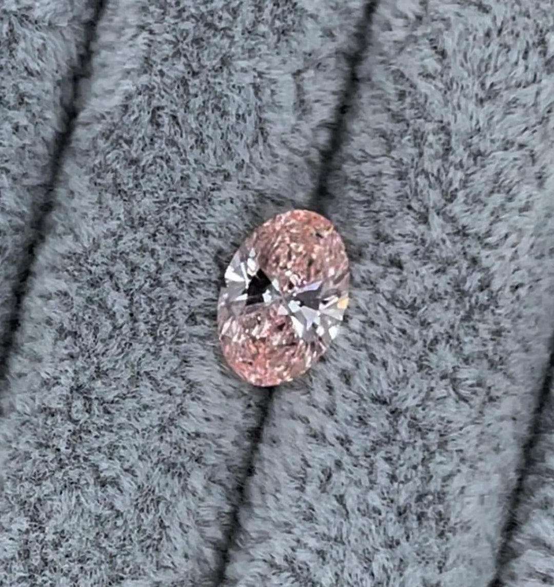 2.27ct Oval Lab Grown Pink Diamond with IGI Certificate Fancy Vivid Pink VS1