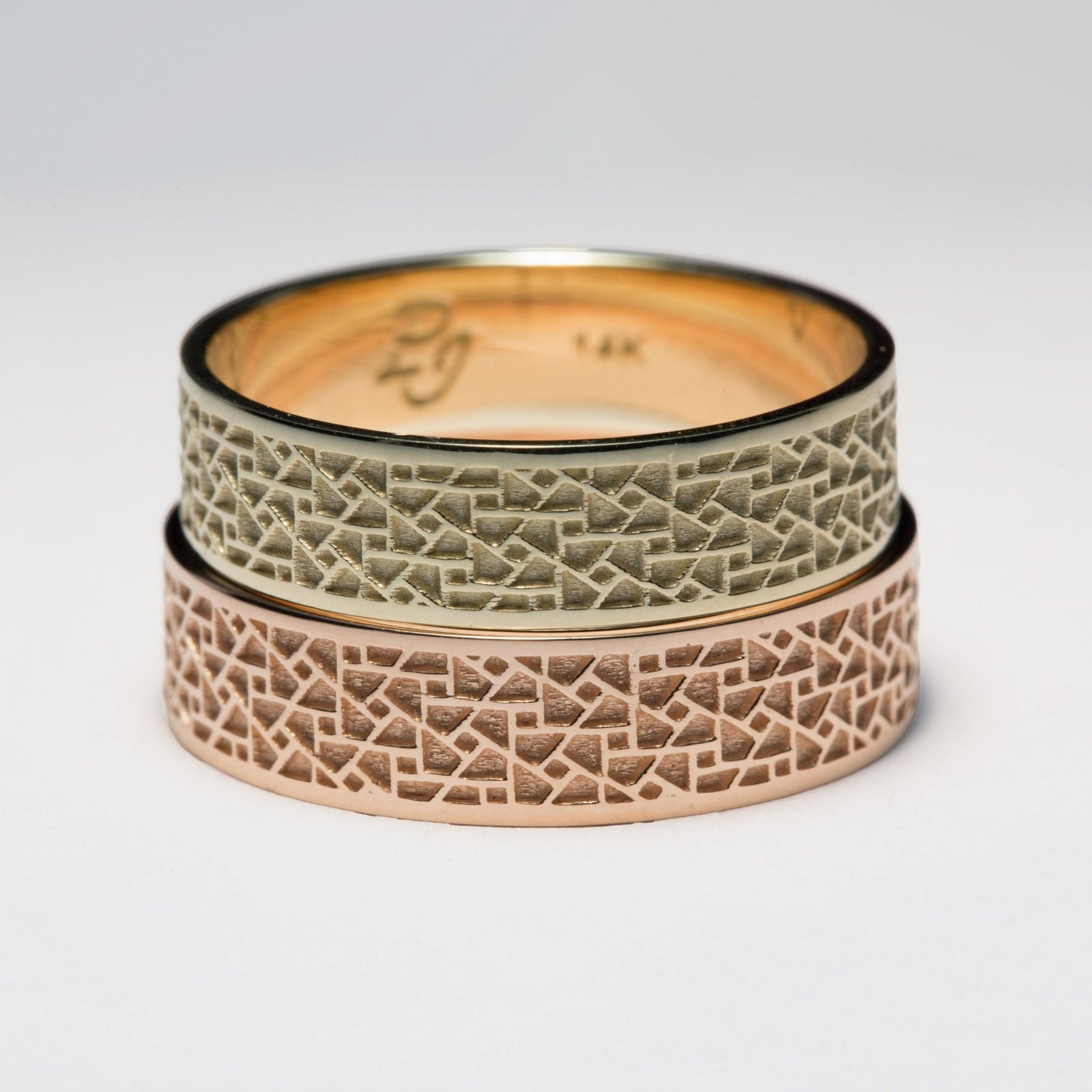 Matching Couples Wedding Bands for Men in 14K Yellow Gold – view 2
