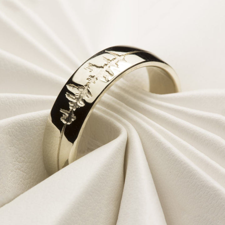 Personalized Sound Wave Wedding Band 6mm