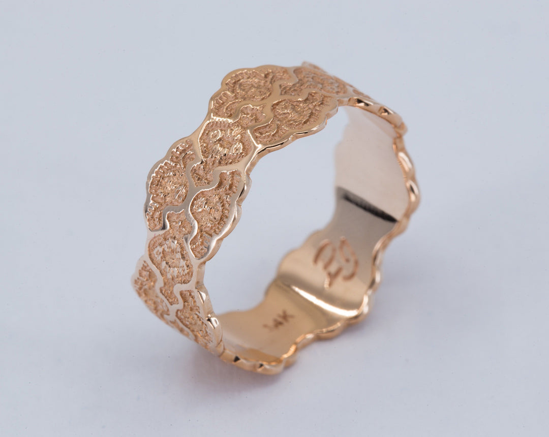 Raven Lace Wedding Ring