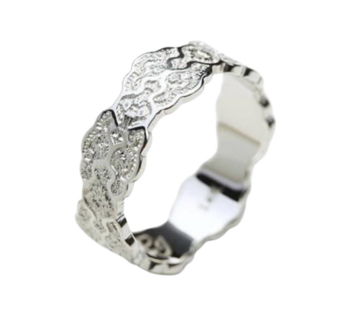 Raven Lace Wedding Ring